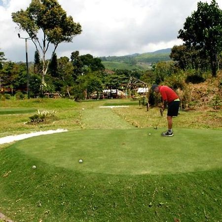 Sari Ater Hotel & Resort Ciater Eksteriør billede