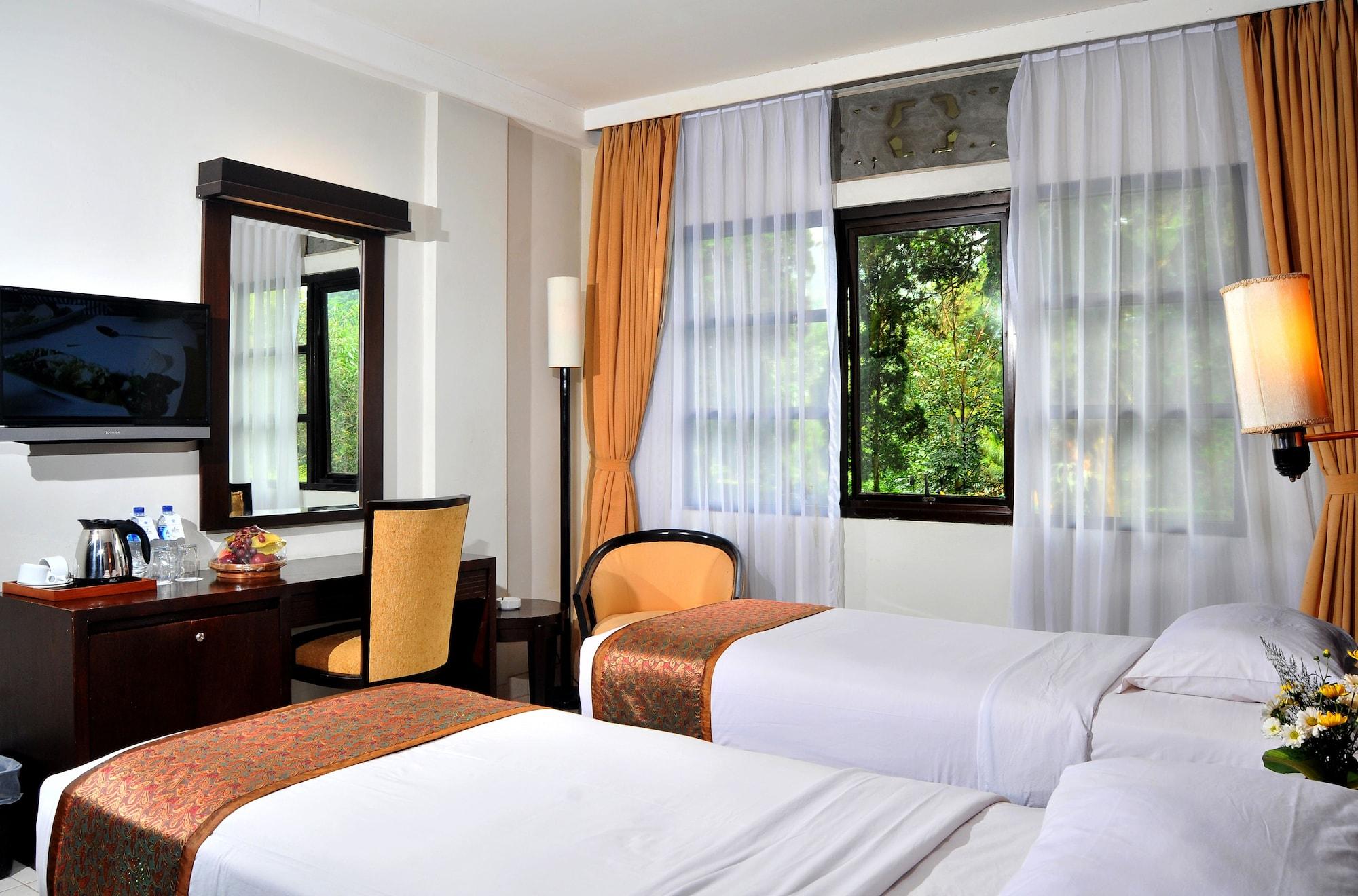 Sari Ater Hotel & Resort Ciater Eksteriør billede