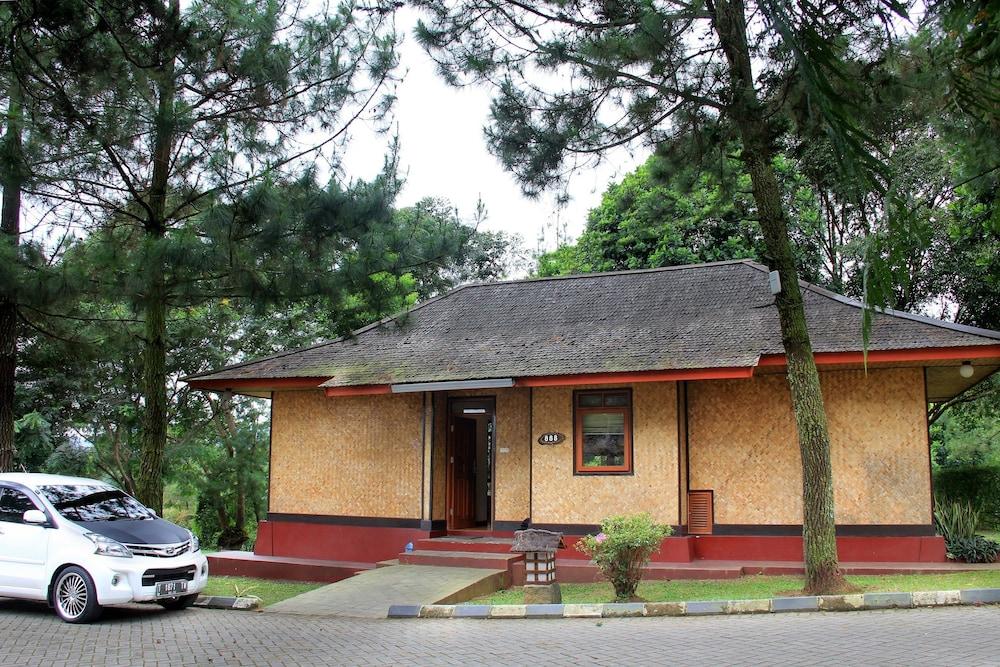 Sari Ater Hotel & Resort Ciater Eksteriør billede